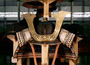 Casco de samurái, mediados del siglo XIV
